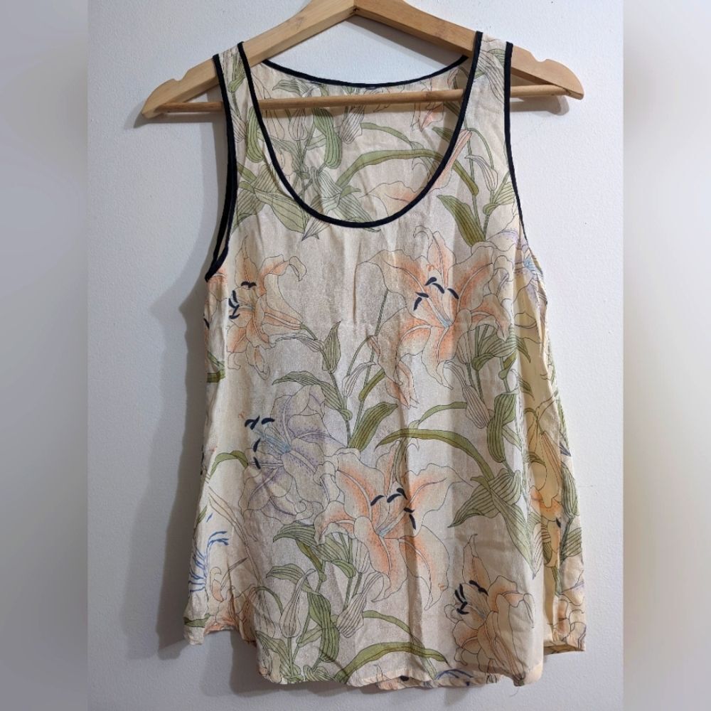 French connection size s floral beige 100% silk Cami with black detail